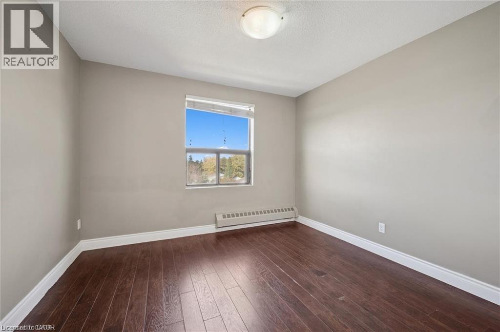 1100 Courtland Avenue E Unit# 710, Kitchener, Ontario  N2C 2H9 - Photo 16 - 40791412