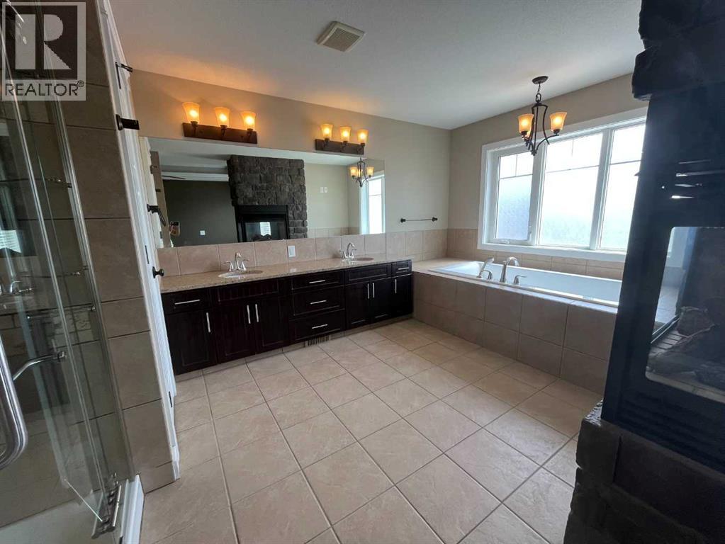 295 Sixmile Ridge S, Lethbridge, Alberta  T1K 5V5 - Photo 15 - A2271171