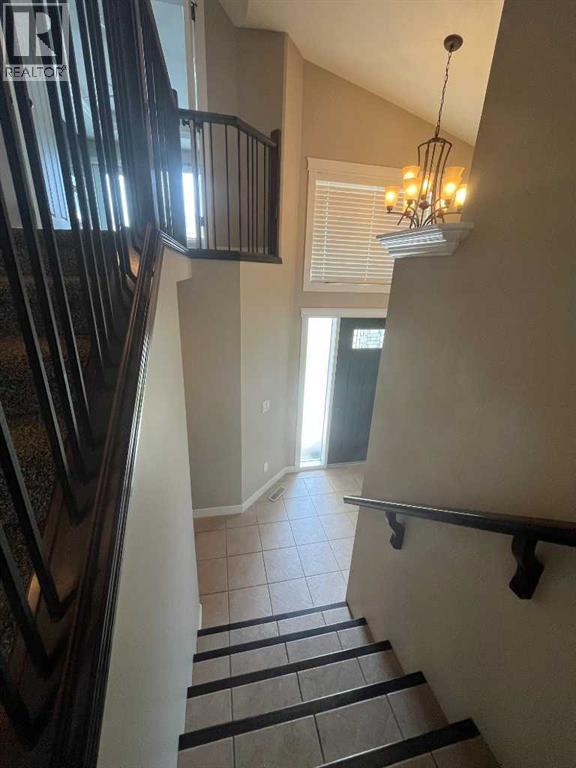 295 Sixmile Ridge S, Lethbridge, Alberta  T1K 5V5 - Photo 5 - A2271171