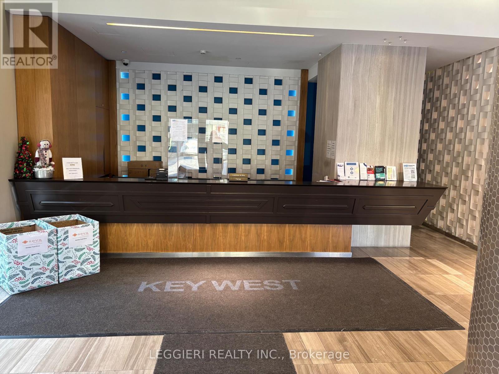 1404 - 36 Park Lawn Road, Toronto (Mimico), Ontario  M8V 0E5 - Photo 3 - W12631508