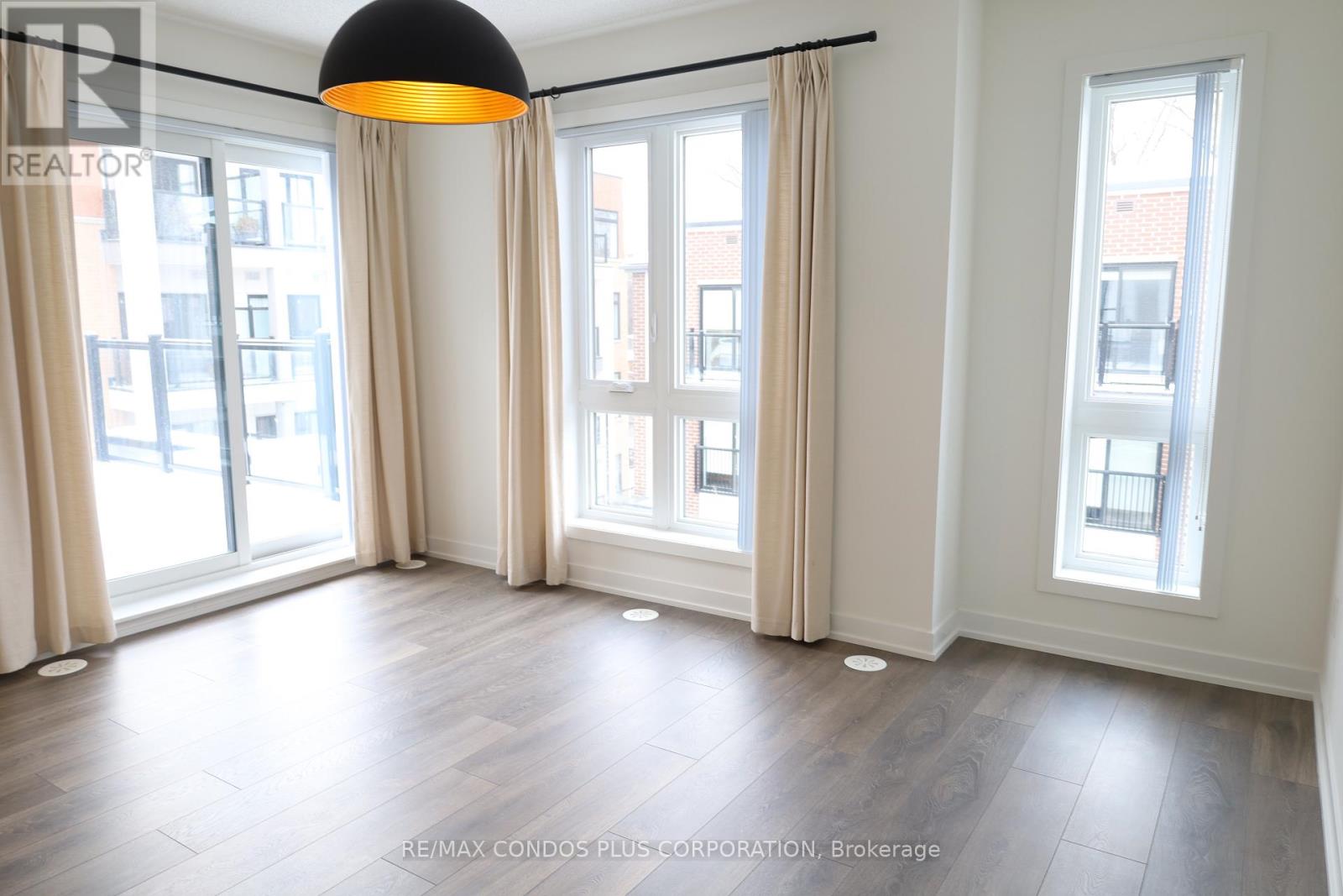 201 - 100 Canon Jackson Drive, Toronto, Ontario  M6M 0C1 - Photo 16 - W12631514