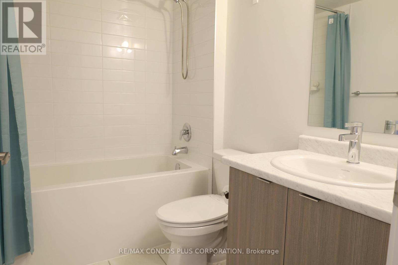 201 - 100 Canon Jackson Drive, Toronto, Ontario  M6M 0C1 - Photo 19 - W12631514