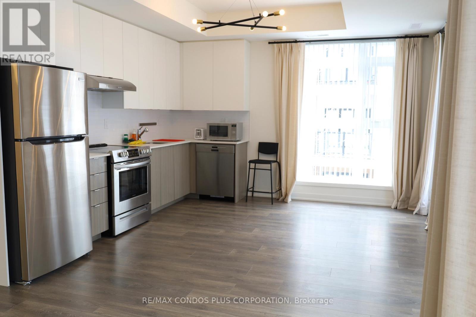 201 - 100 Canon Jackson Drive, Toronto, Ontario  M6M 0C1 - Photo 6 - W12631514