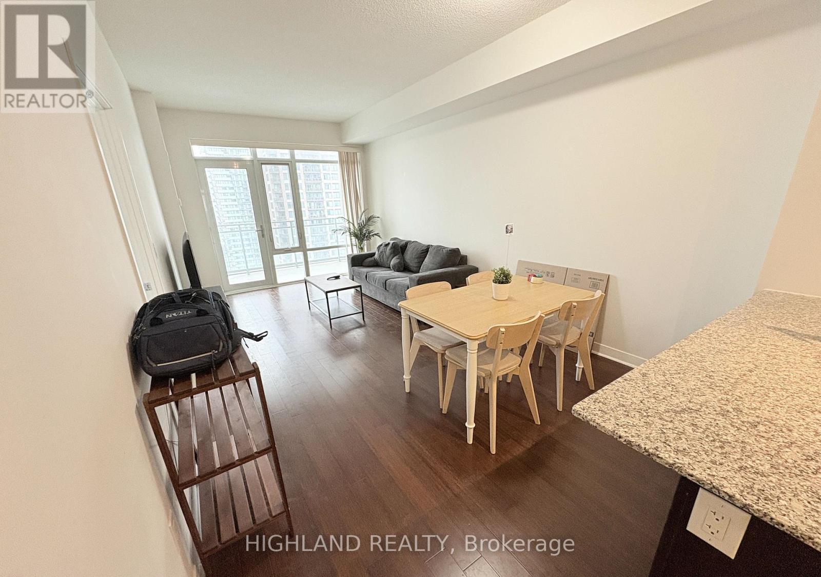 1906 - 365 Prince Of Wales Drive, Mississauga (City Centre), Ontario  L5B 0G6 - Photo 6 - W12631516