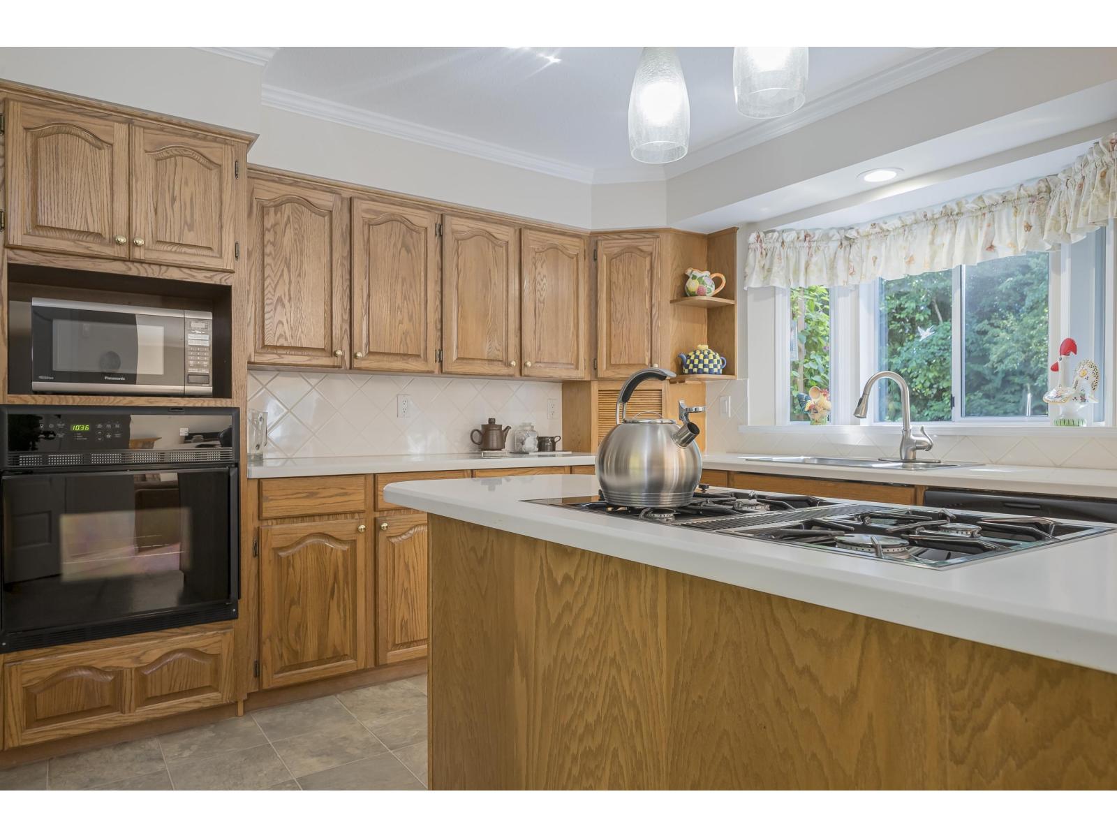 2104 131b Street, Surrey, British Columbia  V4A 8Y9 - Photo 12 - R3025802