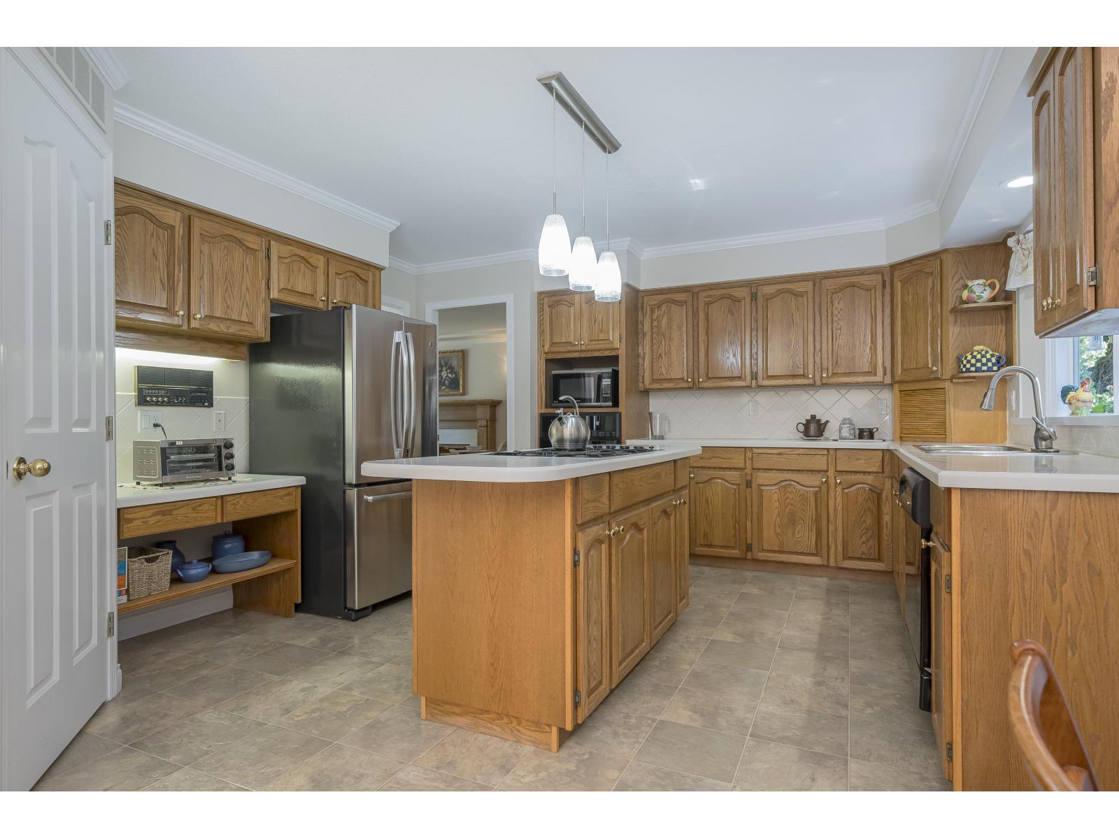 2104 131b Street, Surrey, British Columbia  V4A 8Y9 - Photo 10 - R3025802