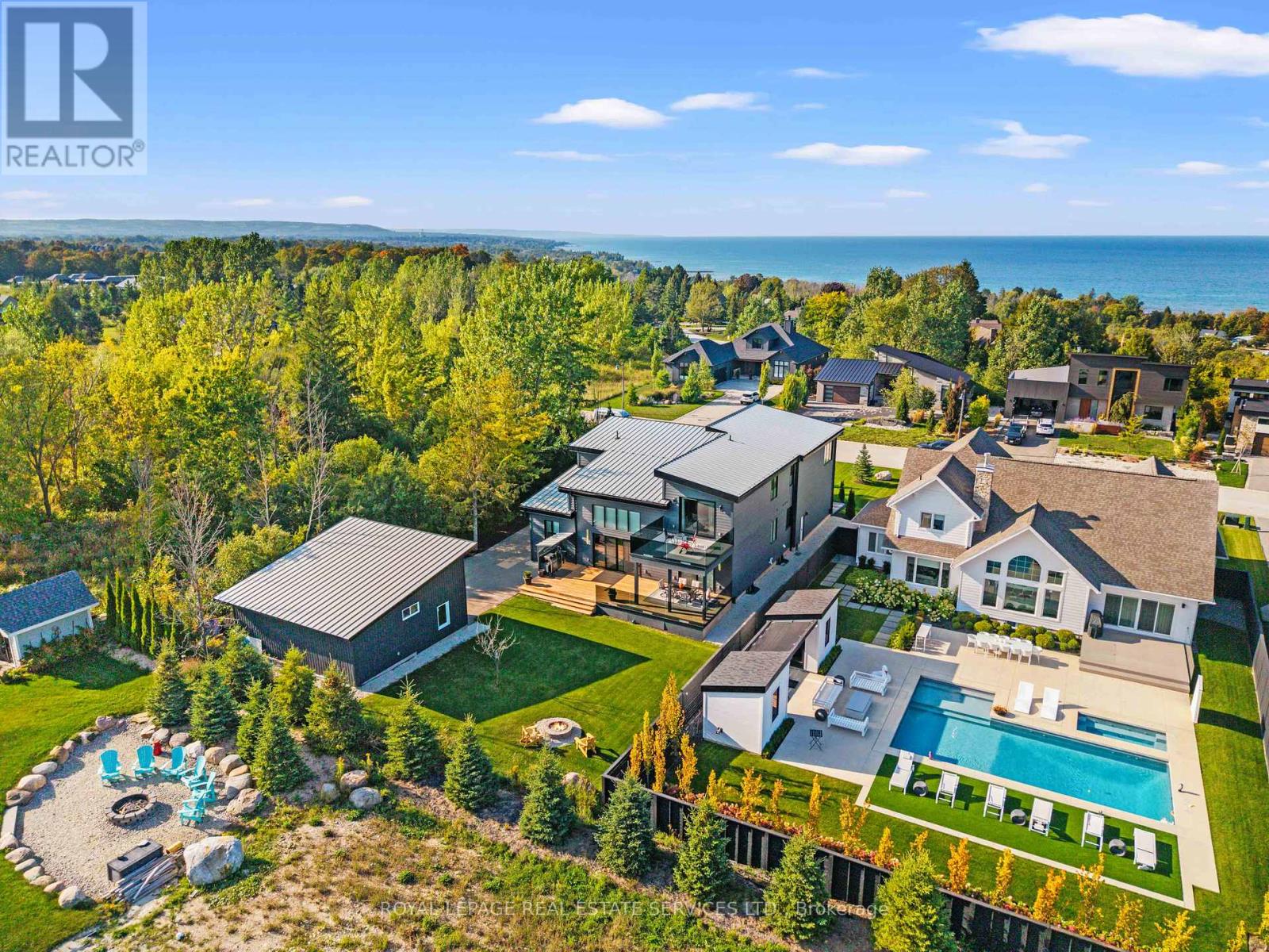 118 Barton Boulevard, Blue Mountains, Ontario  N0H 1J0 - Photo 48 - X12408274