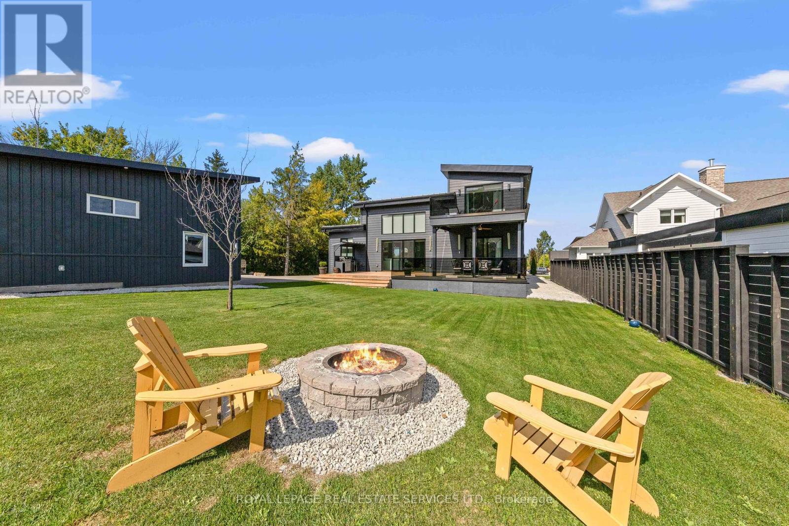 118 Barton Boulevard, Blue Mountains, Ontario  N0H 1J0 - Photo 44 - X12408274