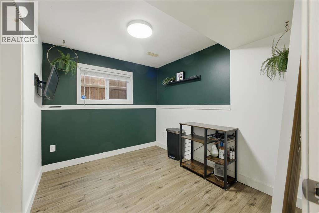 10 Halsall Street, Sylvan Lake, Alberta T4S 1T4 - Photo 19 - A2273601