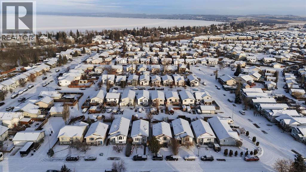 10 Halsall Street, Sylvan Lake, Alberta T4S 1T4 - Photo 30 - A2273601