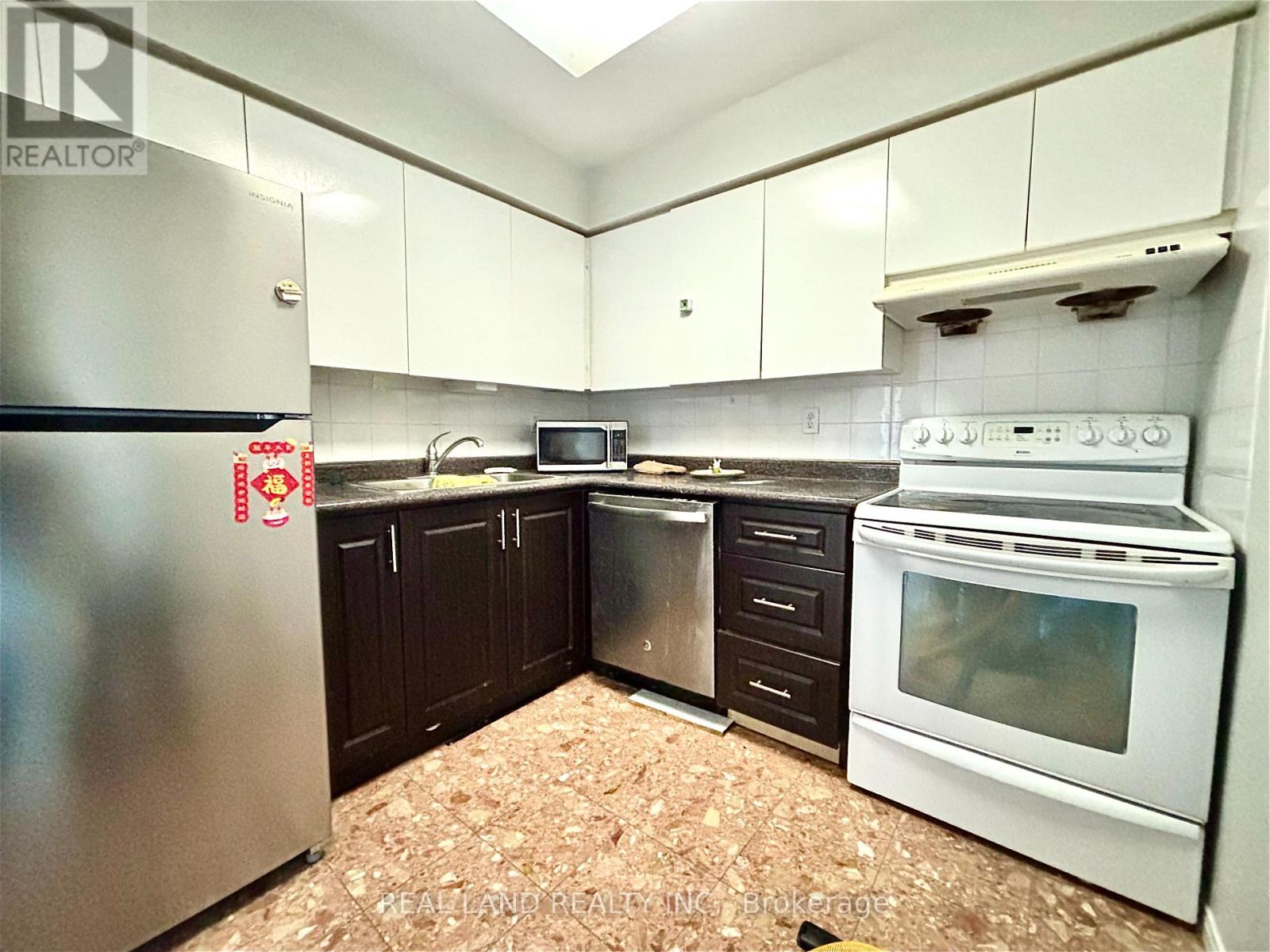 704 - 18 Hillcrest Avenue, Toronto, Ontario  M2N 6T5 - Photo 13 - C12631528