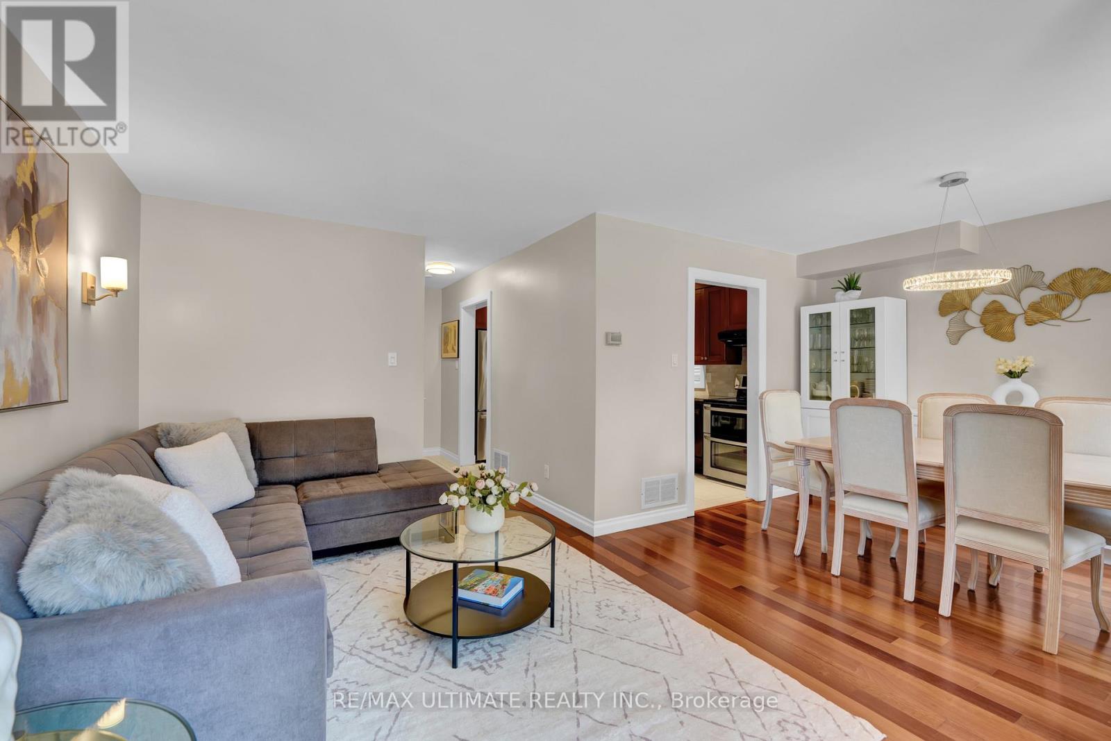 74 Robinson Crescent, Whitby, Ontario  L1N 6W5 - Photo 13 - E12631534