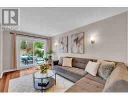 74 ROBINSON CRESCENT, Whitby, Ontario