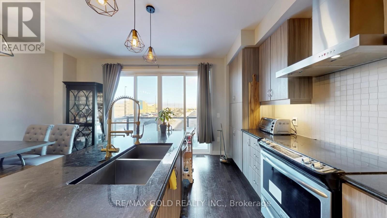 3 Glenngarry Crescent, Vaughan, Ontario  L6A 4Z4 - Photo 18 - N12631524