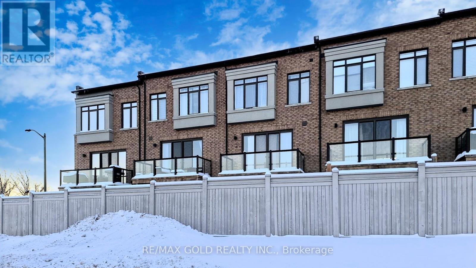 3 Glenngarry Crescent, Vaughan, Ontario  L6A 4Z4 - Photo 46 - N12631524