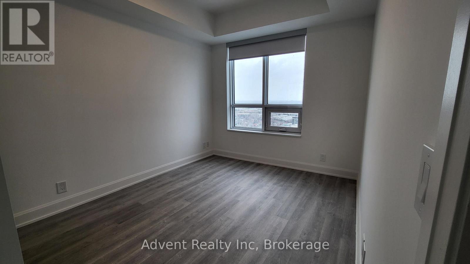 2903 - 12 Gandhi Lane, Markham (Commerce Valley), Ontario  L3T 0G8 - Photo 4 - N12631530