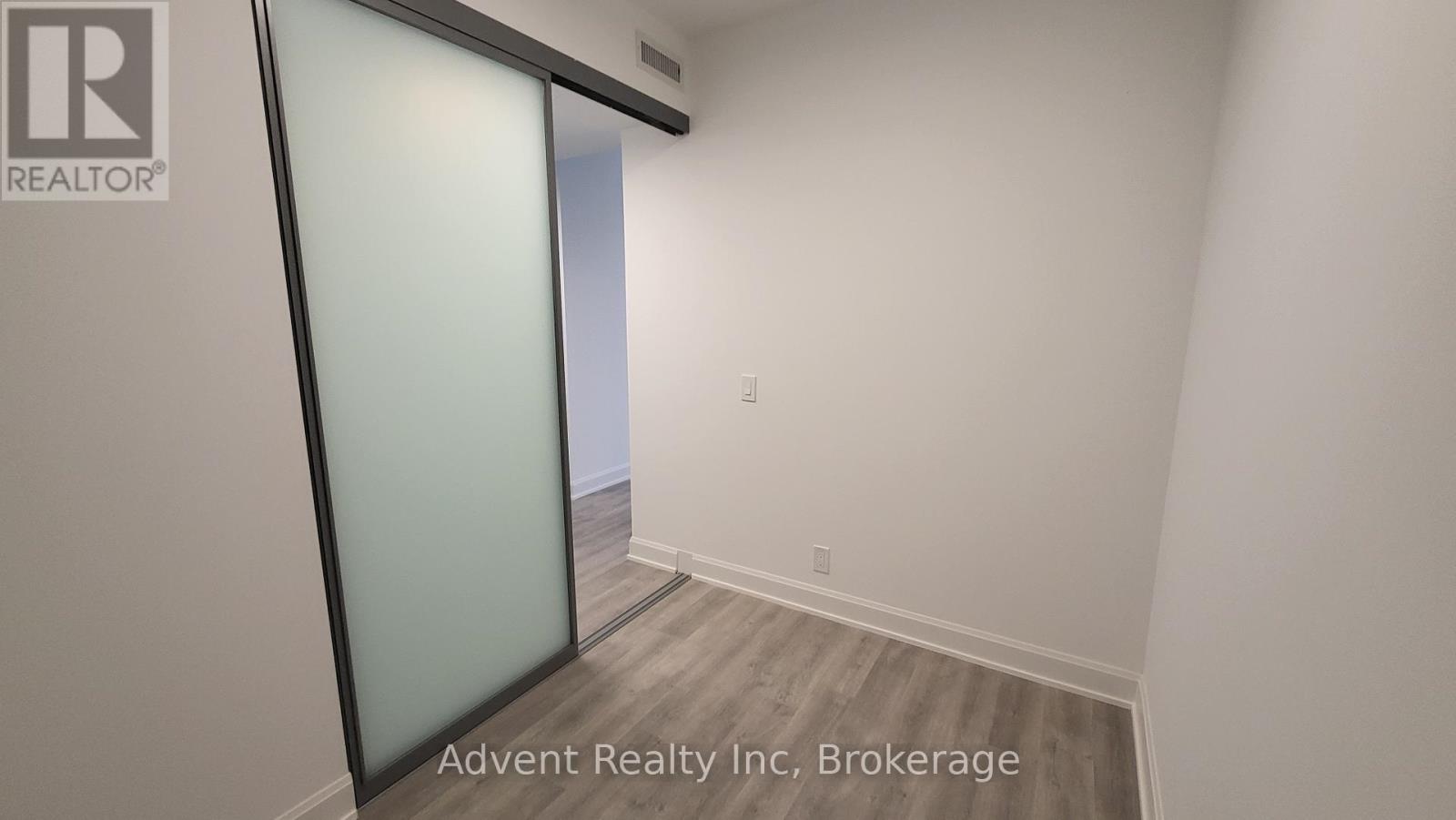 2903 - 12 Gandhi Lane, Markham (Commerce Valley), Ontario  L3T 0G8 - Photo 9 - N12631530