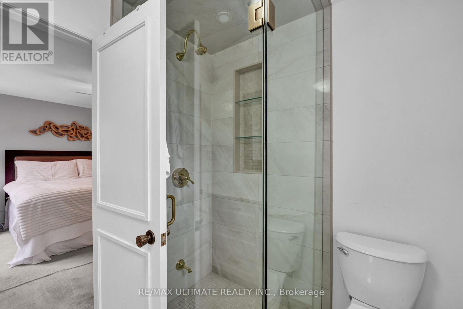 74 Robinson Crescent, Whitby, Ontario  L1N 6W5 - Photo 19 - E12631534