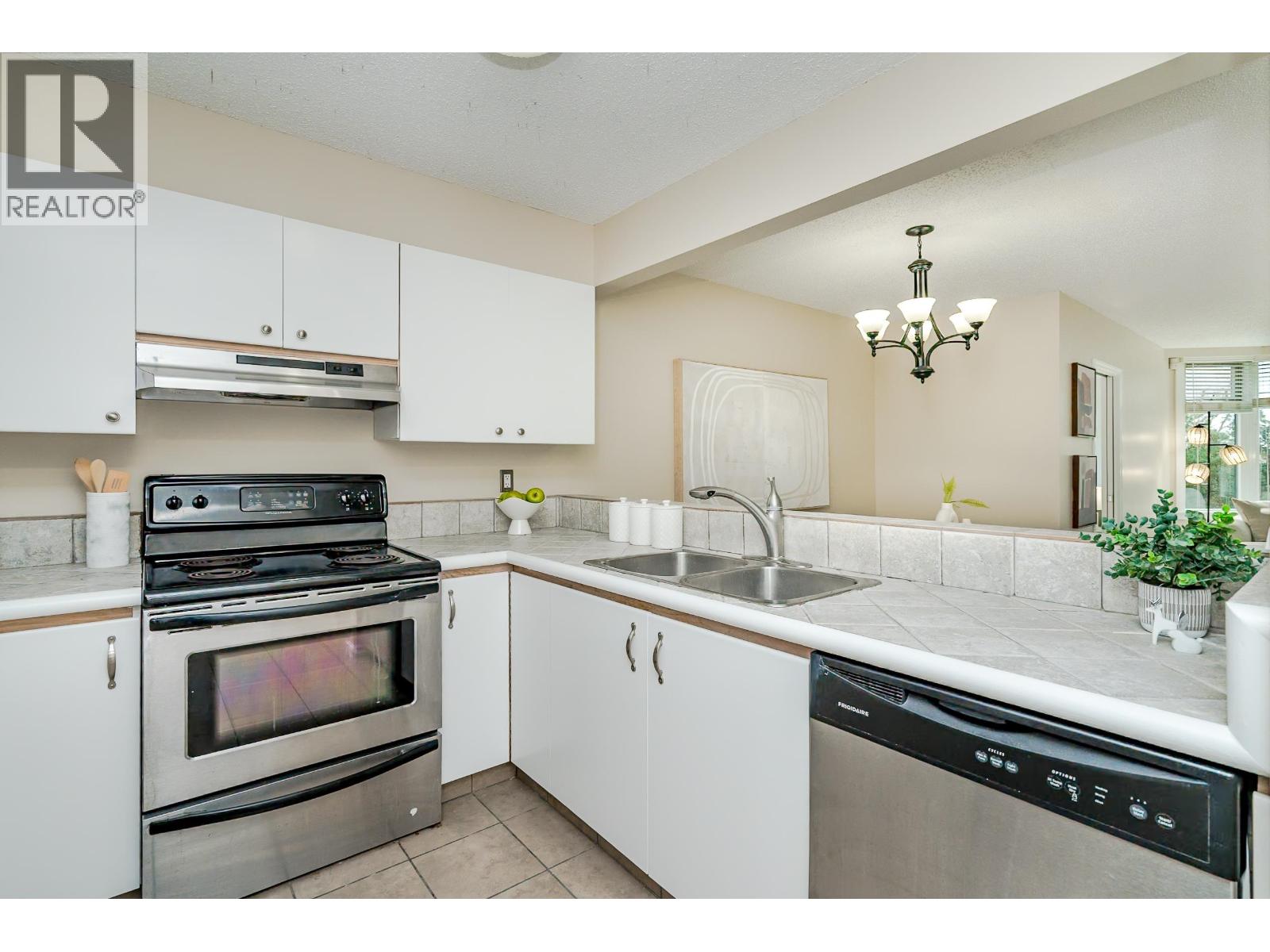 503 7321 Halifax Street, Burnaby, British Columbia V5A 4R5 - Photo 11 - R3027585