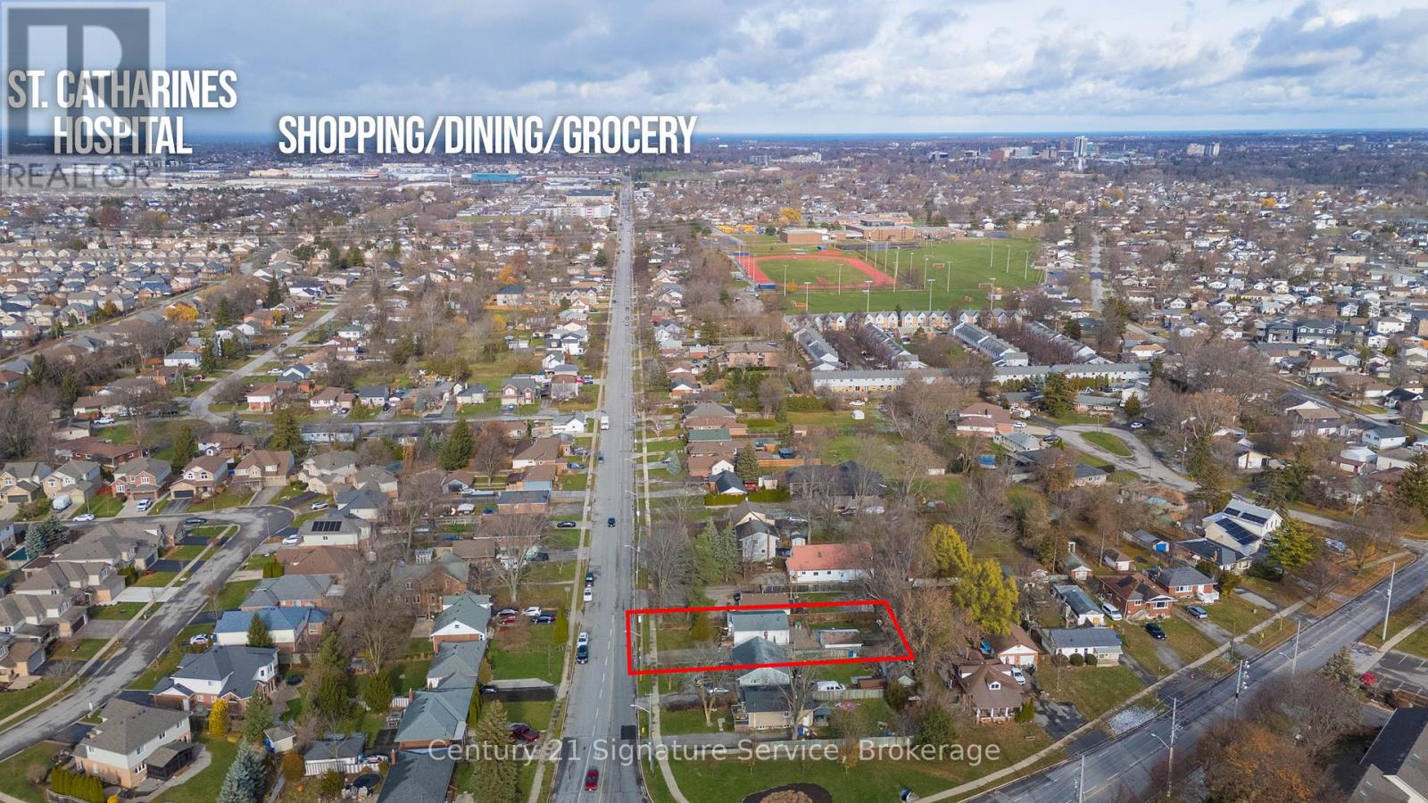 30 Louth Street, St. Catharines, Ontario  L2S 2T4 - Photo 2 - X12631538