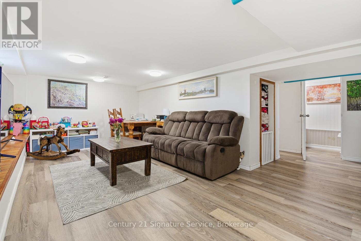 30 Louth Street, St. Catharines, Ontario  L2S 2T4 - Photo 28 - X12631538