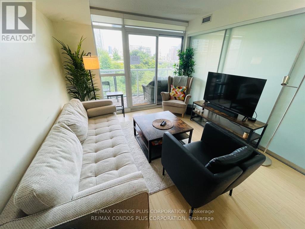 502 - 75 Queens Wharf Road, Toronto, Ontario M5V 0J8 - Photo 3 - C12631542