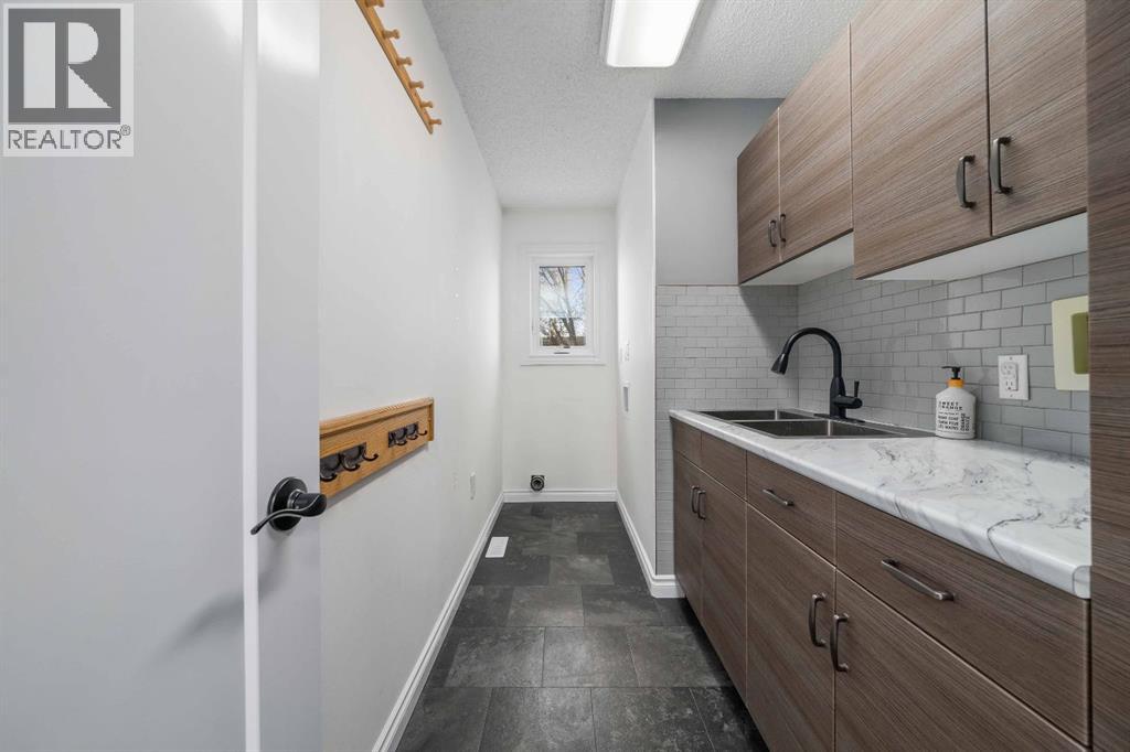 11 Redwood Place Se, Medicine Hat, Alberta T1B 4A1 - Photo 19 - A2272399