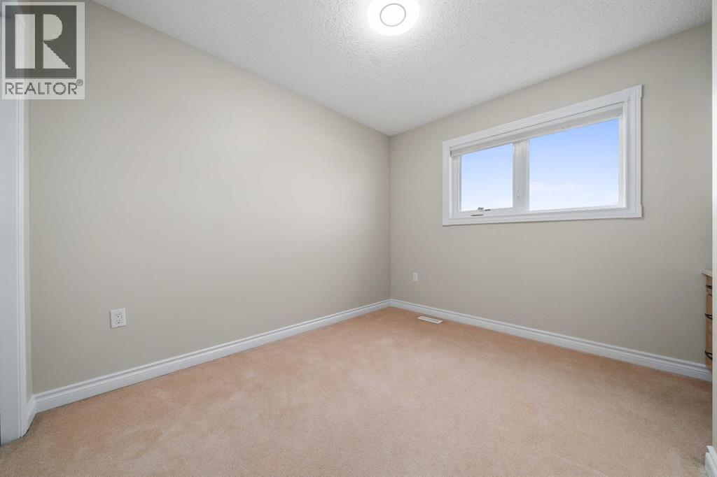 11 Redwood Place Se, Medicine Hat, Alberta T1B 4A1 - Photo 20 - A2272399