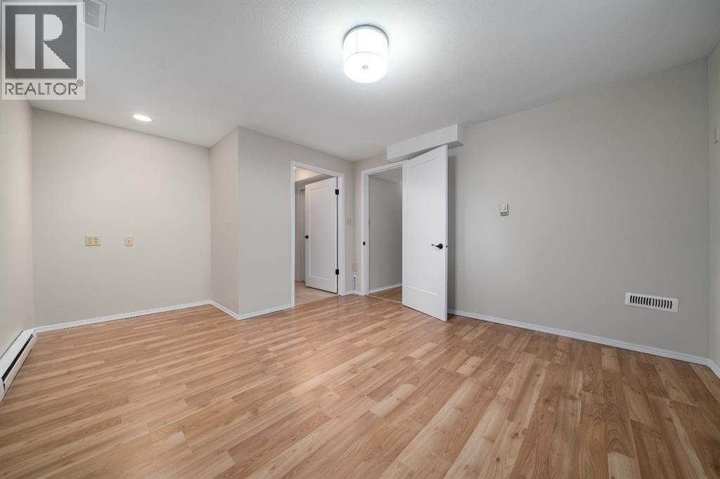 11 Redwood Place Se, Medicine Hat, Alberta T1B 4A1 - Photo 41 - A2272399