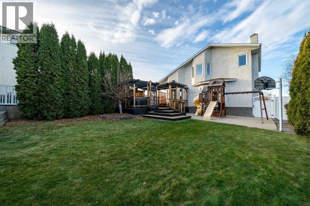 11 Redwood Place Se, Medicine Hat, Alberta T1B 4A1 - Photo 48 - A2272399