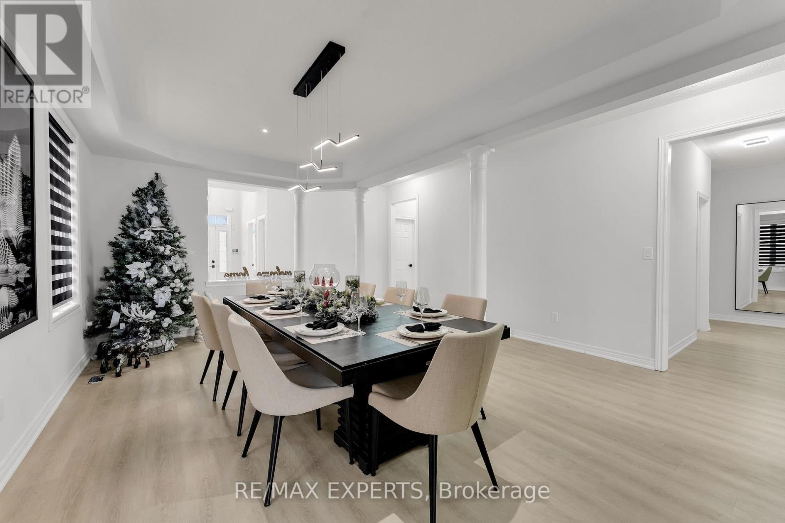 12 Vista Drive, Bradford West Gwillimbury, Ontario  L3Z 0B6 - Photo 13 - N12630632