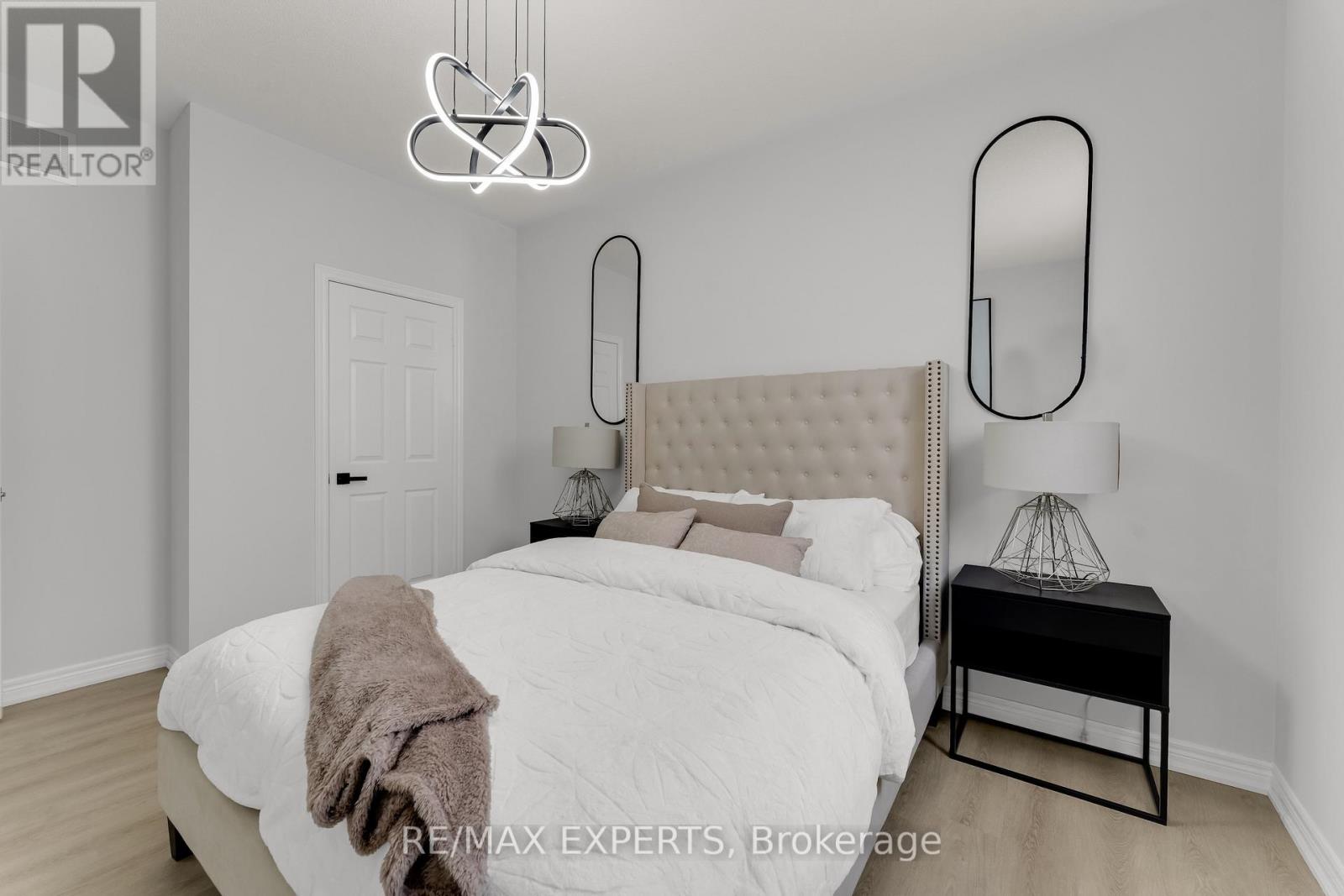 12 Vista Drive, Bradford West Gwillimbury, Ontario  L3Z 0B6 - Photo 28 - N12630632