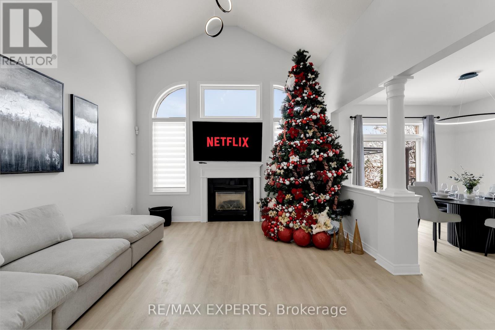 12 Vista Drive, Bradford West Gwillimbury, Ontario  L3Z 0B6 - Photo 21 - N12630632