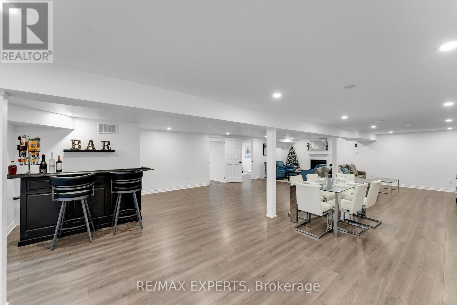 12 Vista Drive, Bradford West Gwillimbury, Ontario  L3Z 0B6 - Photo 34 - N12630632