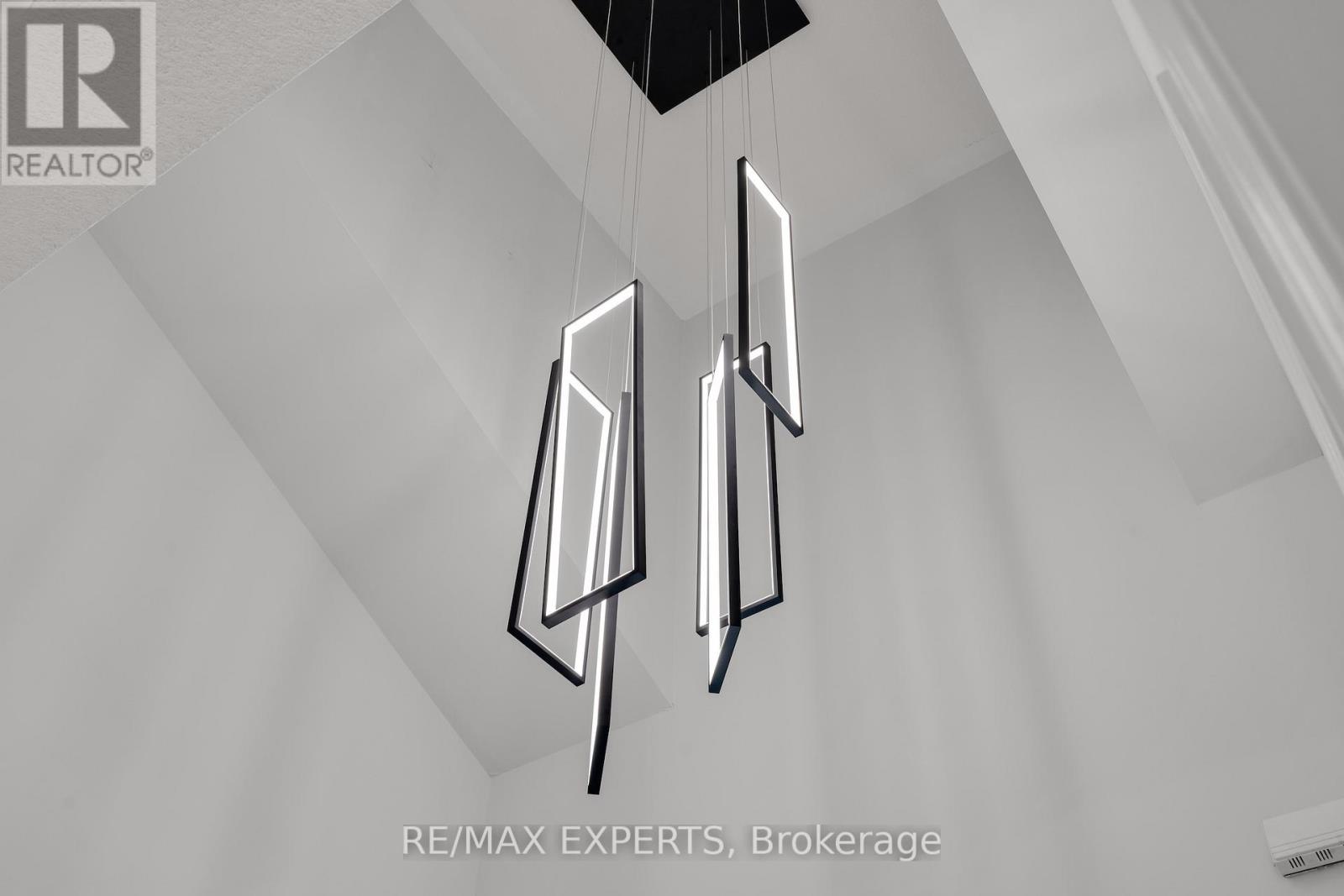 12 Vista Drive, Bradford West Gwillimbury, Ontario  L3Z 0B6 - Photo 47 - N12630632