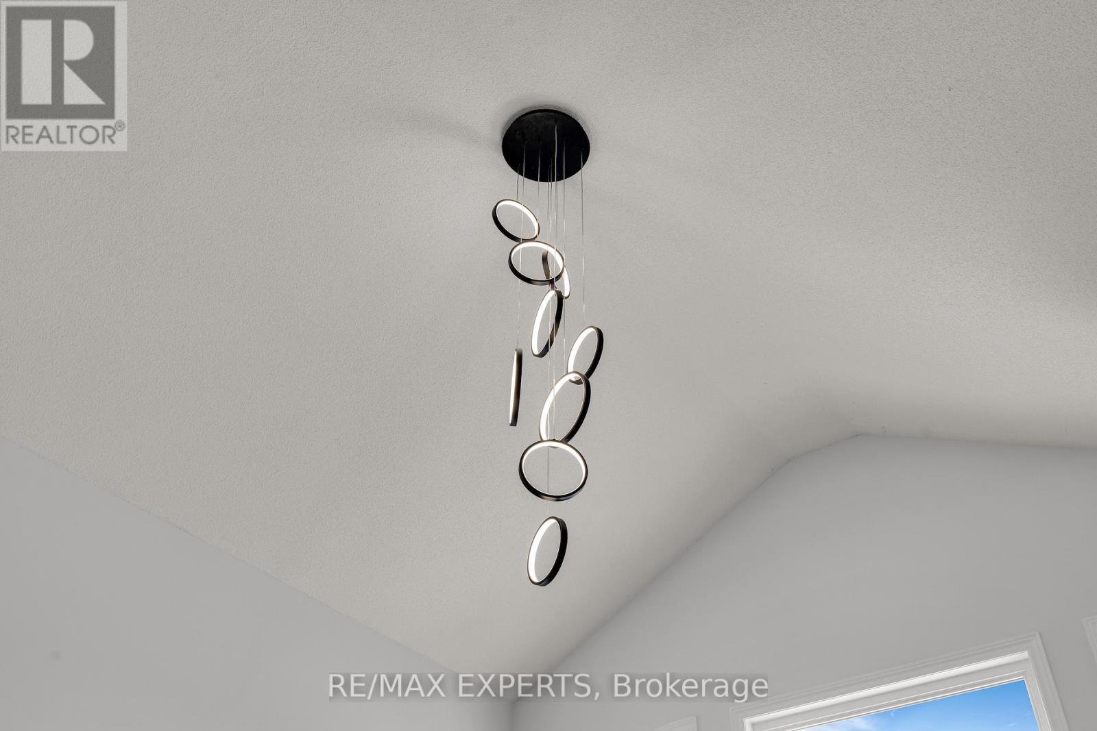 12 Vista Drive, Bradford West Gwillimbury, Ontario  L3Z 0B6 - Photo 46 - N12630632