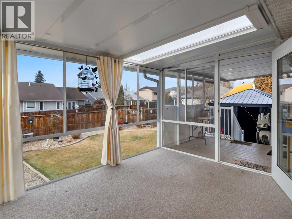 22 Ansett Crescent, Red Deer, Alberta T4R 2L9 - Photo 10 - A2268298