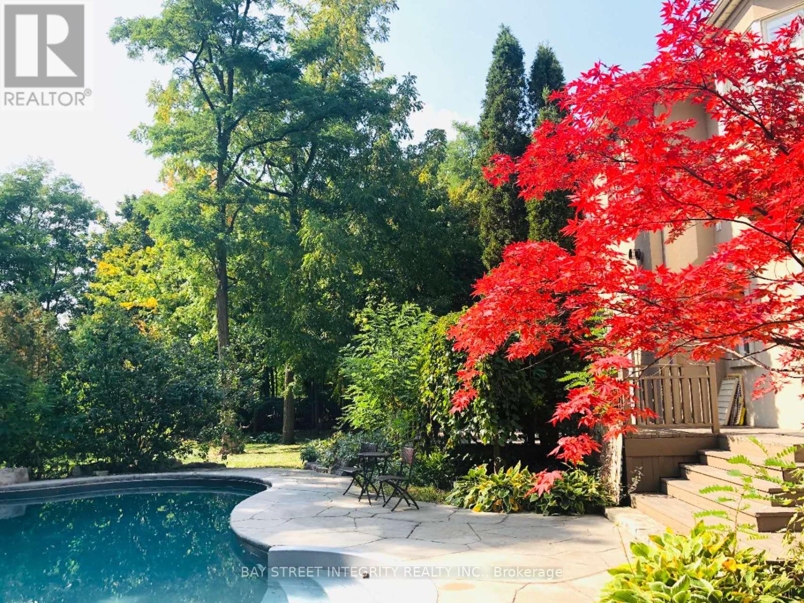 155 Renaissance Court, Vaughan, Ontario  L4J 7W4 - Photo 3 - N12631552