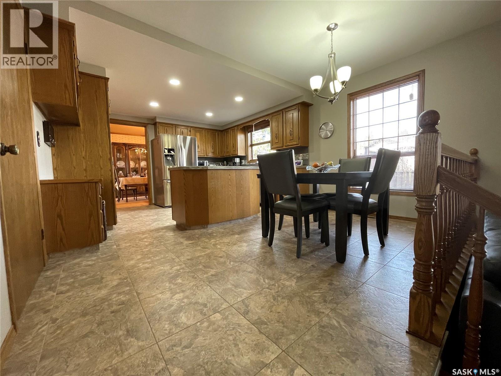 38 Sunset Drive N, Yorkton, Saskatchewan  S3N 3K9 - Photo 11 - SK025609