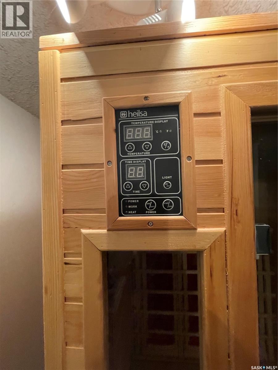 38 Sunset Drive N, Yorkton, Saskatchewan  S3N 3K9 - Photo 42 - SK025609