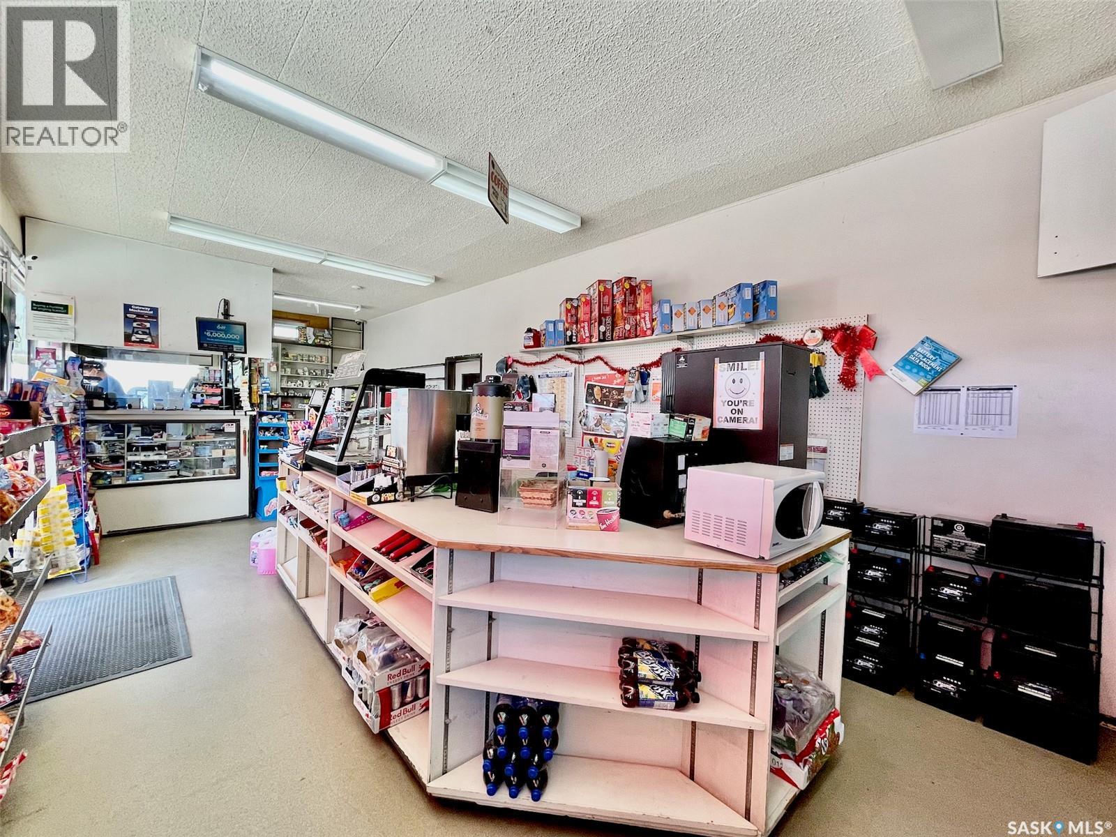 200 Highway, Canora, Saskatchewan  S0A 0L0 - Photo 3 - SK025592