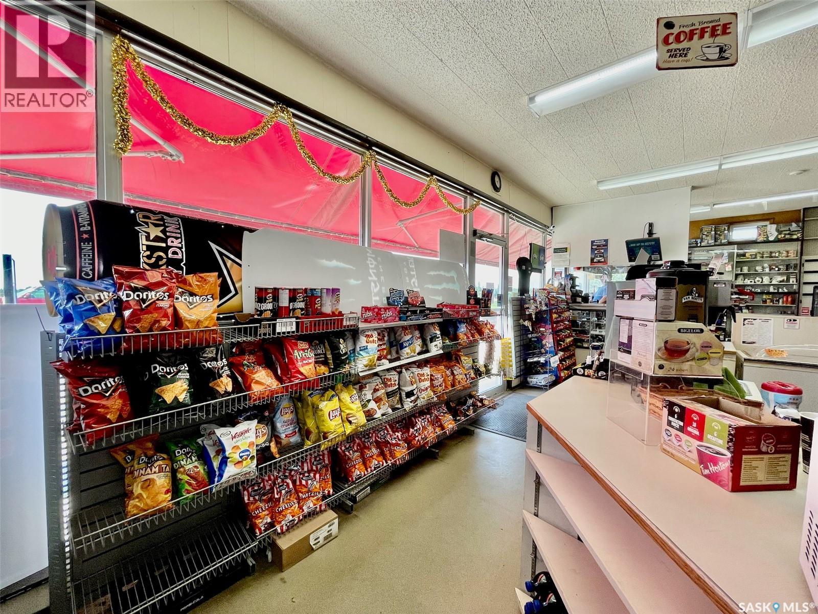 200 Highway, Canora, Saskatchewan  S0A 0L0 - Photo 4 - SK025592