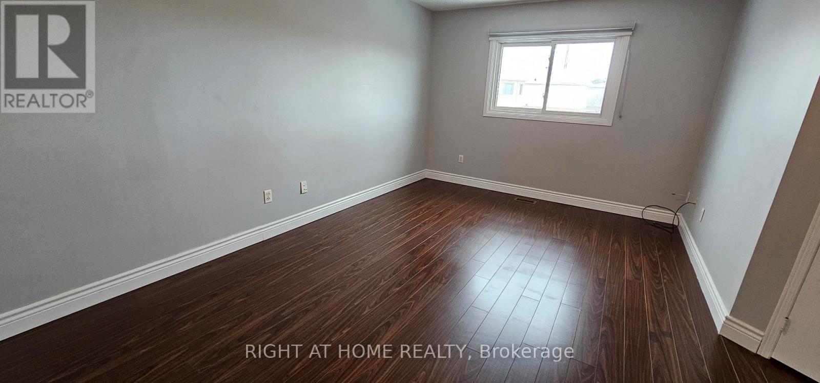 Main - 189 Timberlane Drive, Brampton, Ontario  L6Y 4V7 - Photo 11 - W12631548