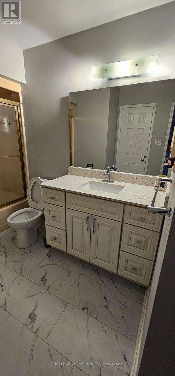 Main - 189 Timberlane Drive, Brampton, Ontario  L6Y 4V7 - Photo 13 - W12631548