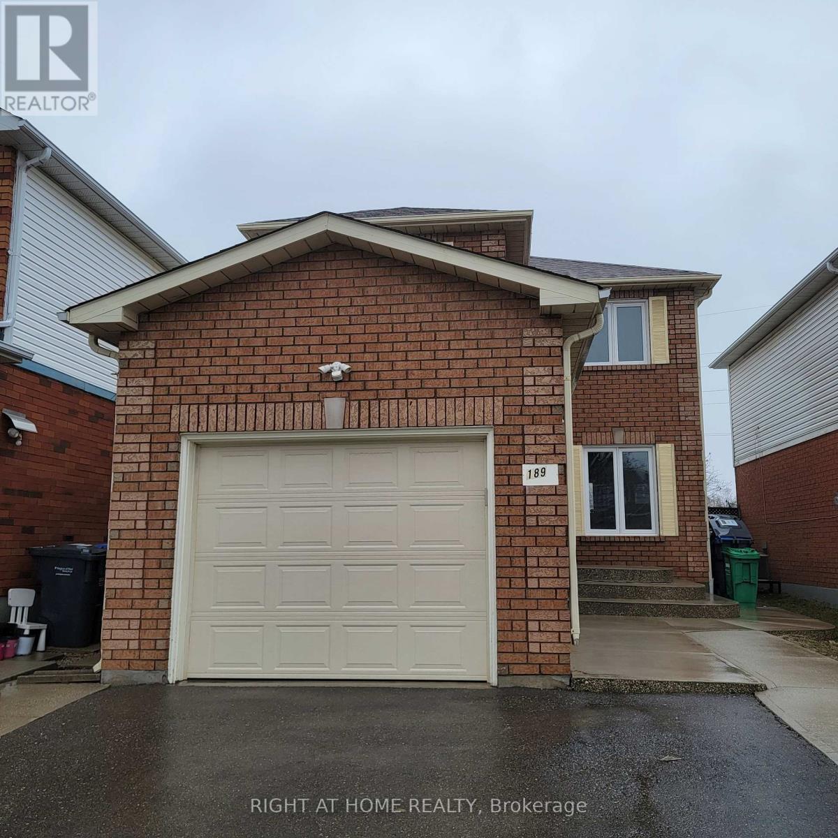 Main - 189 Timberlane Drive, Brampton, Ontario  L6Y 4V7 - Photo 2 - W12631548
