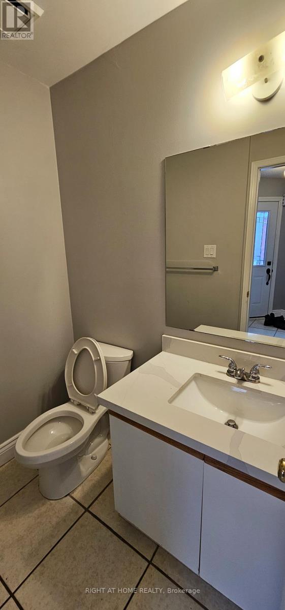 Main - 189 Timberlane Drive, Brampton, Ontario  L6Y 4V7 - Photo 8 - W12631548