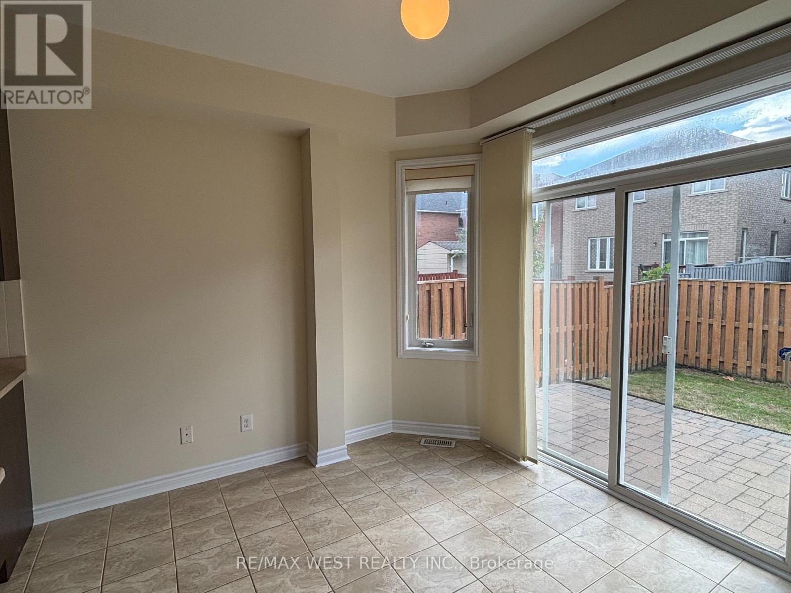 12 Haviland Circle, Brampton, Ontario  L6R 0Z1 - Photo 16 - W12631560