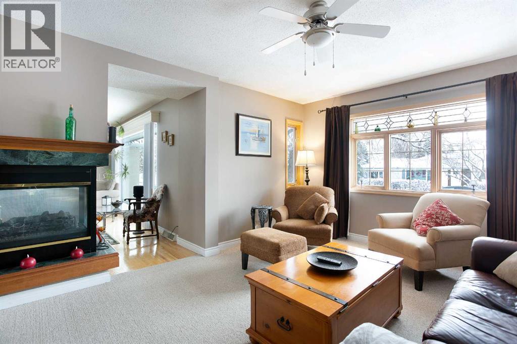 2607 Kelwood Drive Sw, Calgary, Alberta T3E 4A1 - Photo 6 - A2273154