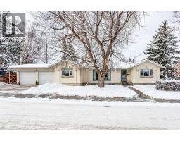 2607 Kelwood Drive SW, Calgary, Alberta