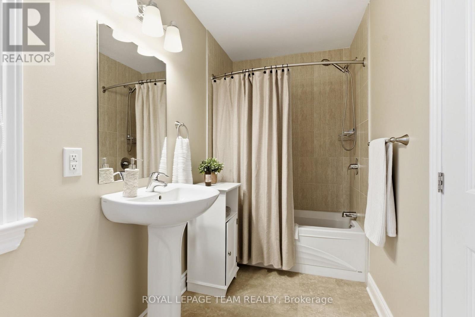 3362 Carling Avenue, Ottawa, Ontario  K2H 0A7 - Photo 35 - X12631570